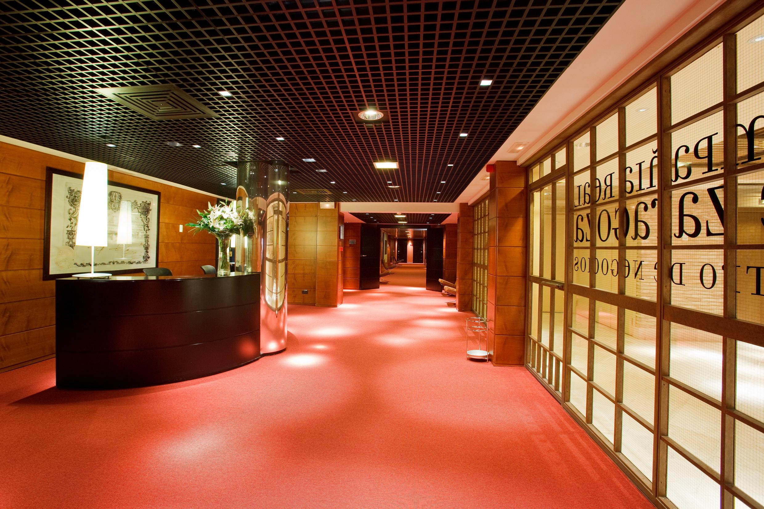 Hotel Palafox سرقسطة المظهر الخارجي الصورة The interior of the hotel