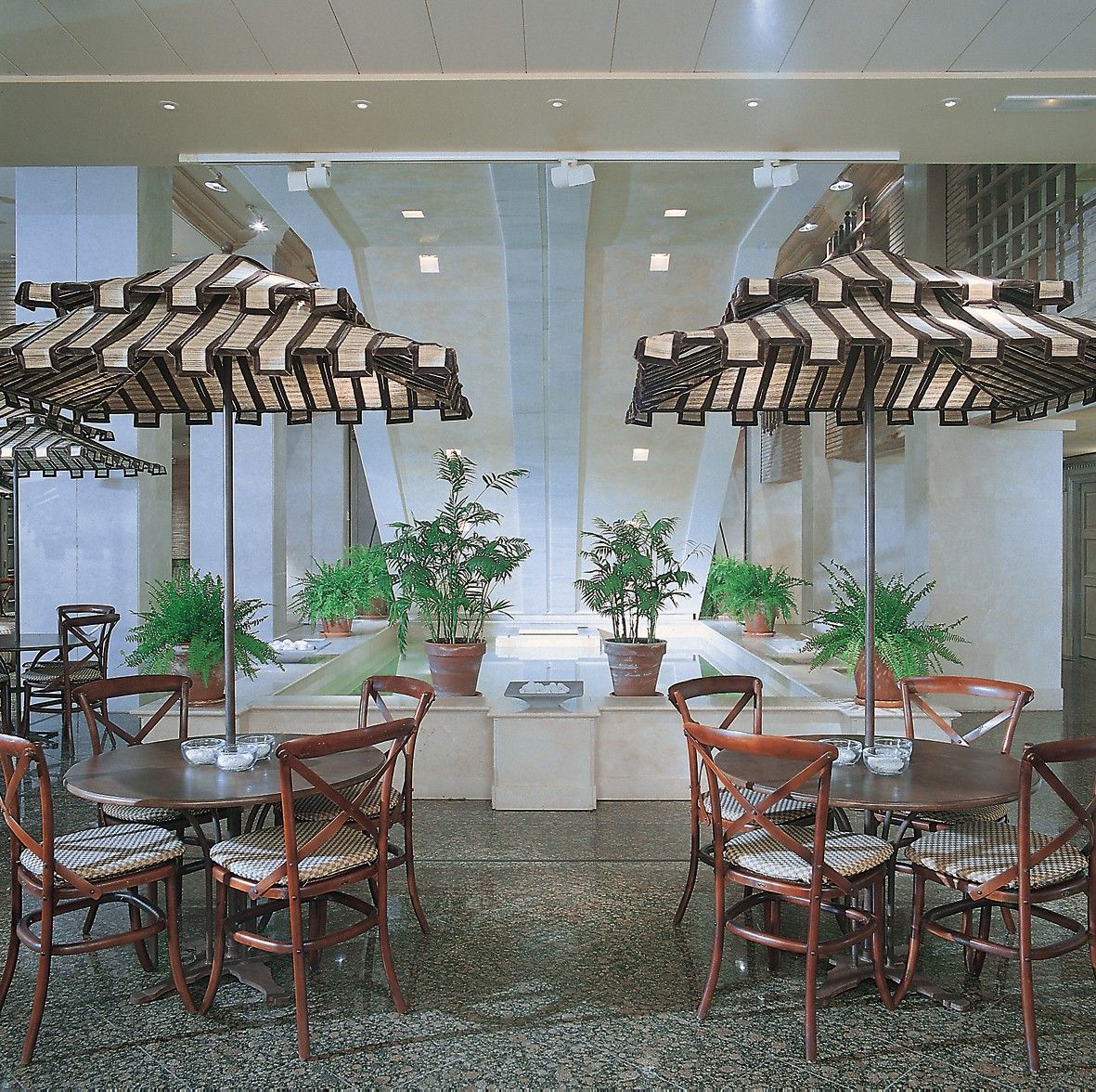 Hotel Palafox سرقسطة المظهر الخارجي الصورة The interior of the restaurant