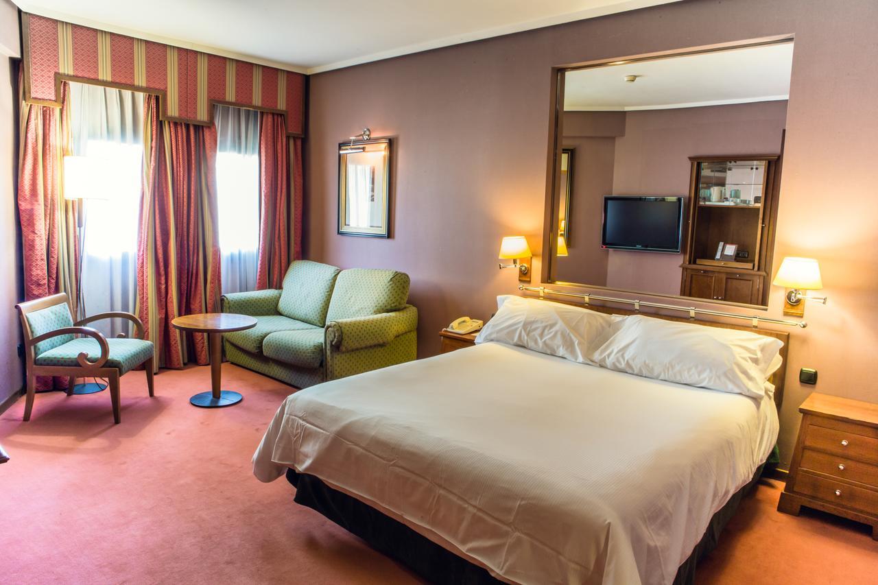 Hotel Palafox سرقسطة المظهر الخارجي الصورة