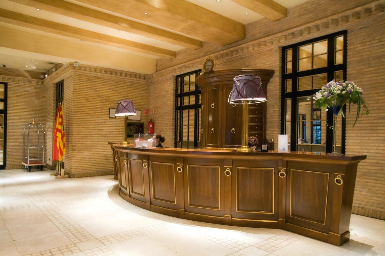 Hotel Palafox سرقسطة المظهر الخارجي الصورة Hotel's lobby